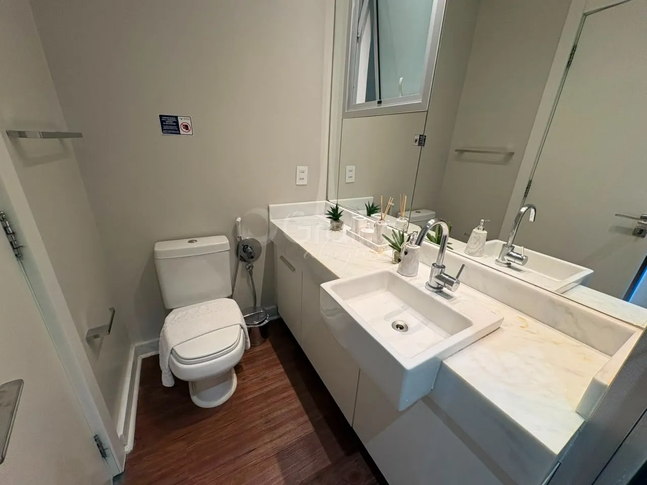 Furnished 2-bedroom apartment with 199 m² and 2 parking spaces — photo 14
