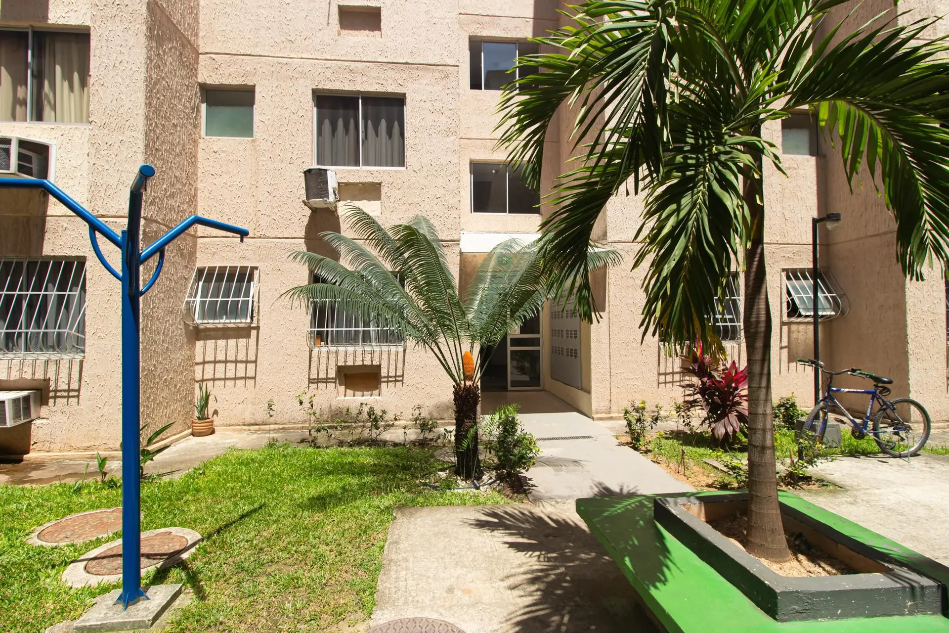 Unfurnished 2-bedroom apartment with 1 parking space — photo 19