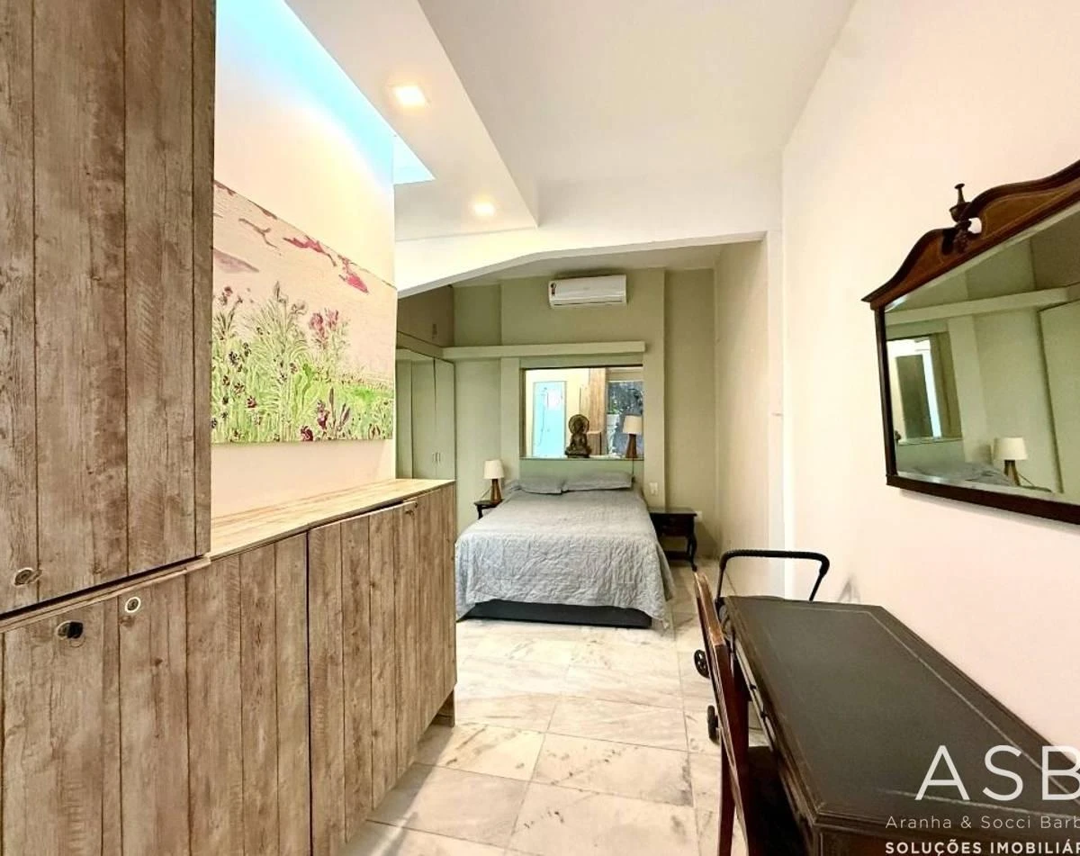 Furnished apartment with 2 en-suite bedrooms — photo 17