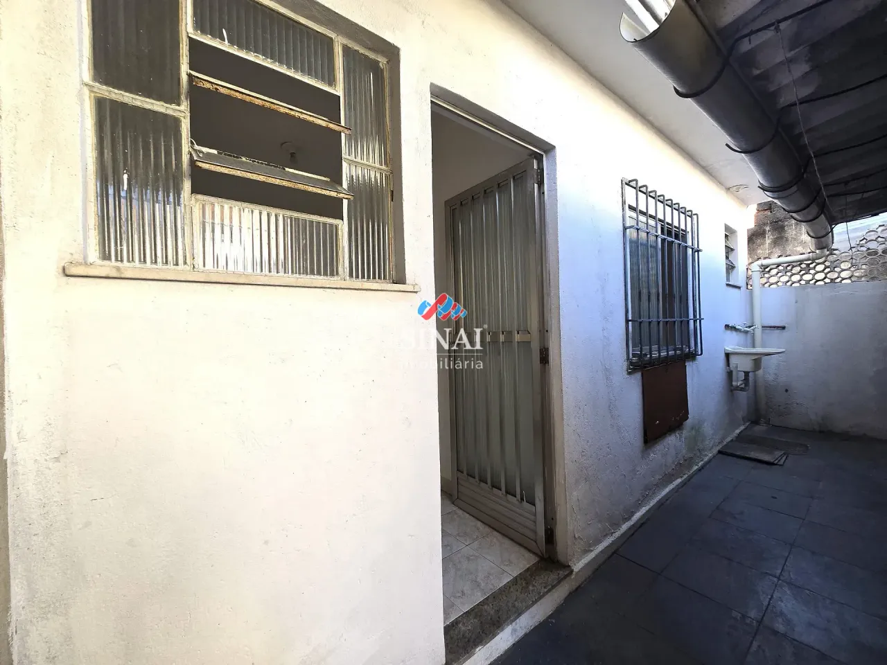 Unfurnished 1-bedroom house with 1 bathroom — photo 20