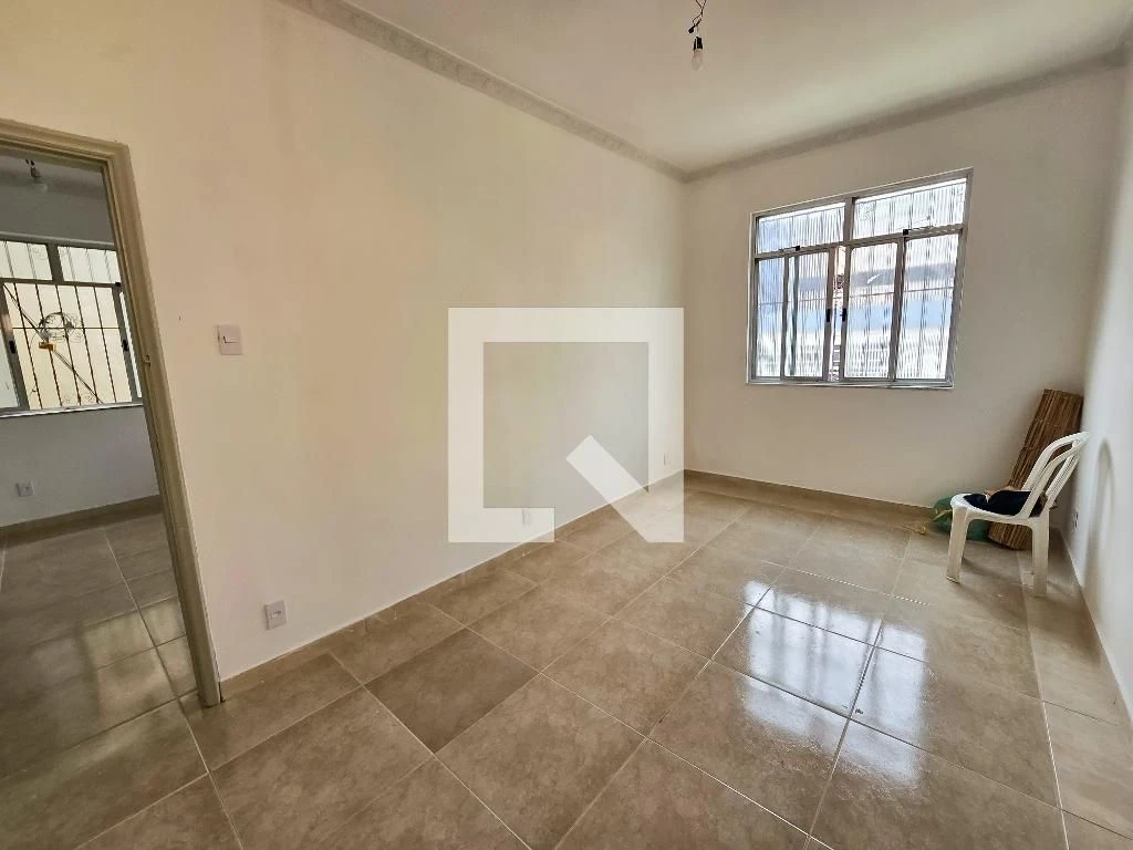 Apartment with 2 bedrooms and a glass-enclosed shower — photo 6