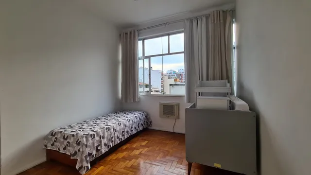 Furnished 170 m² apartment with 3 bedrooms and 3 baths — photo 3