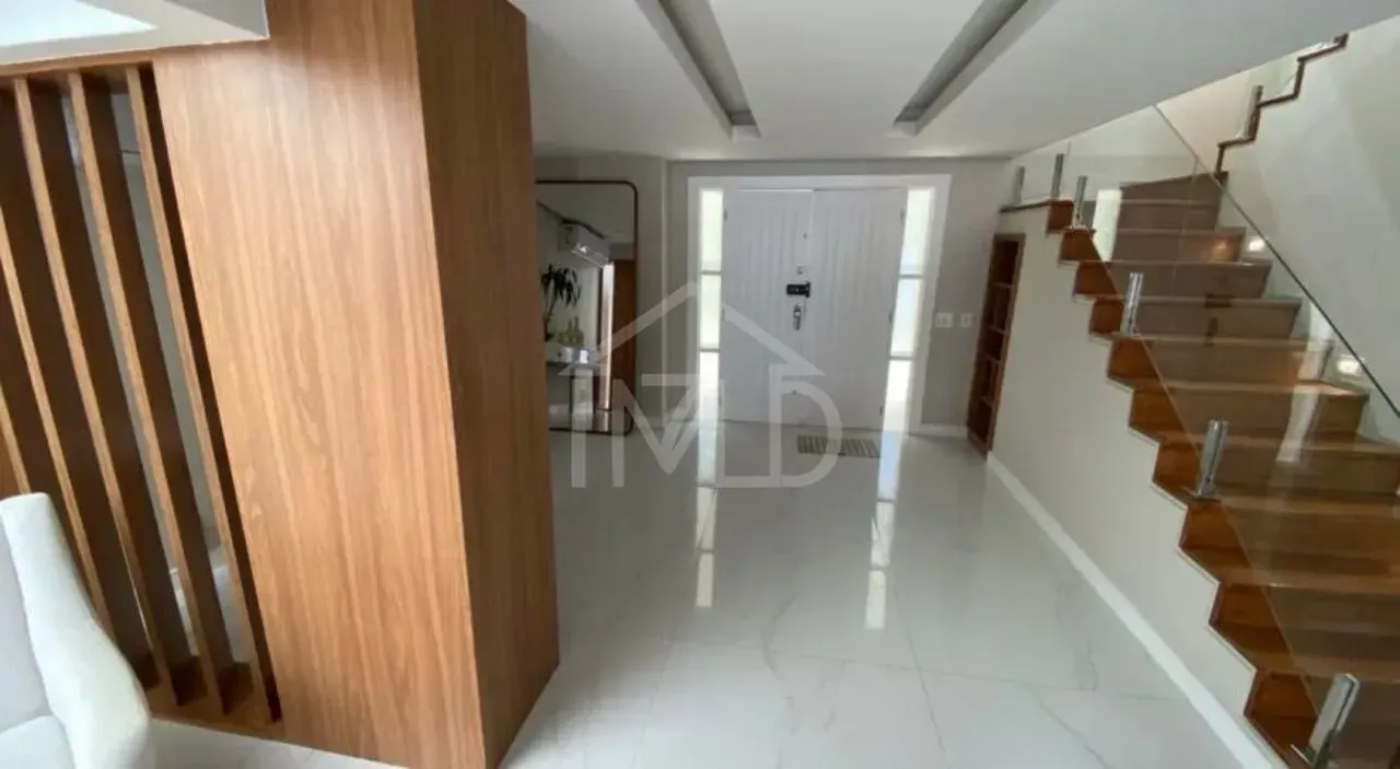 Мебльований будинок 500 м² з 4 спальнями-сюїтами — photo 48
