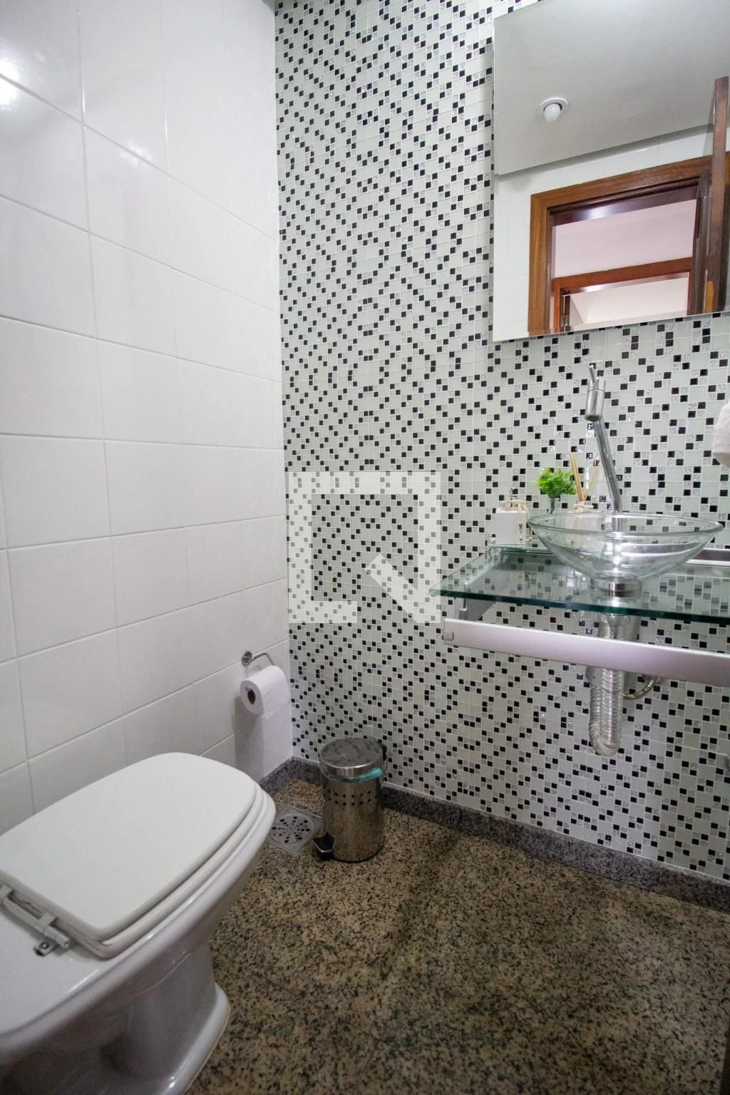 Furnished apartment with 3 en-suite bedrooms — photo 53