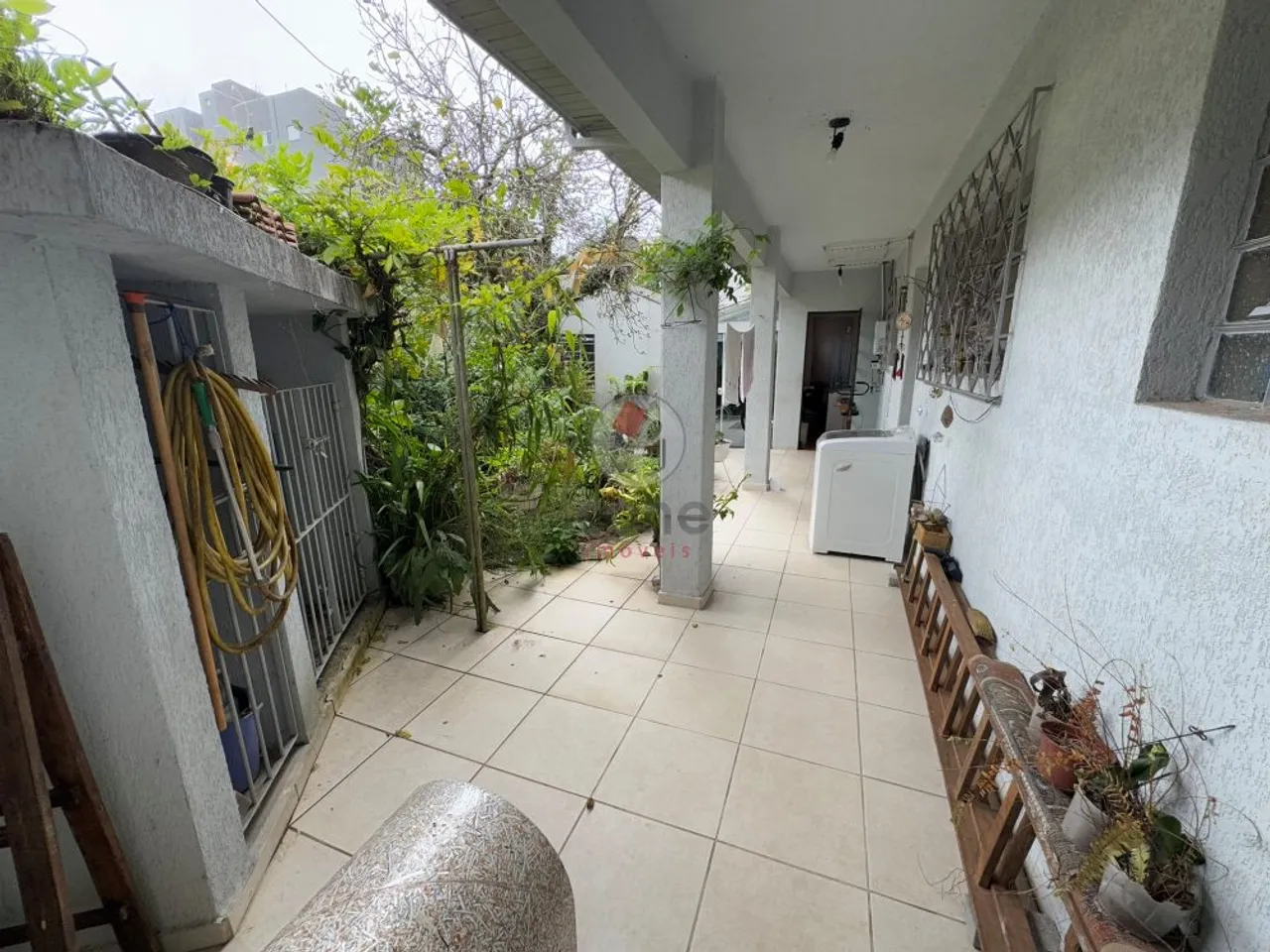 House with 3 bedrooms and a balcony grill — photo 2