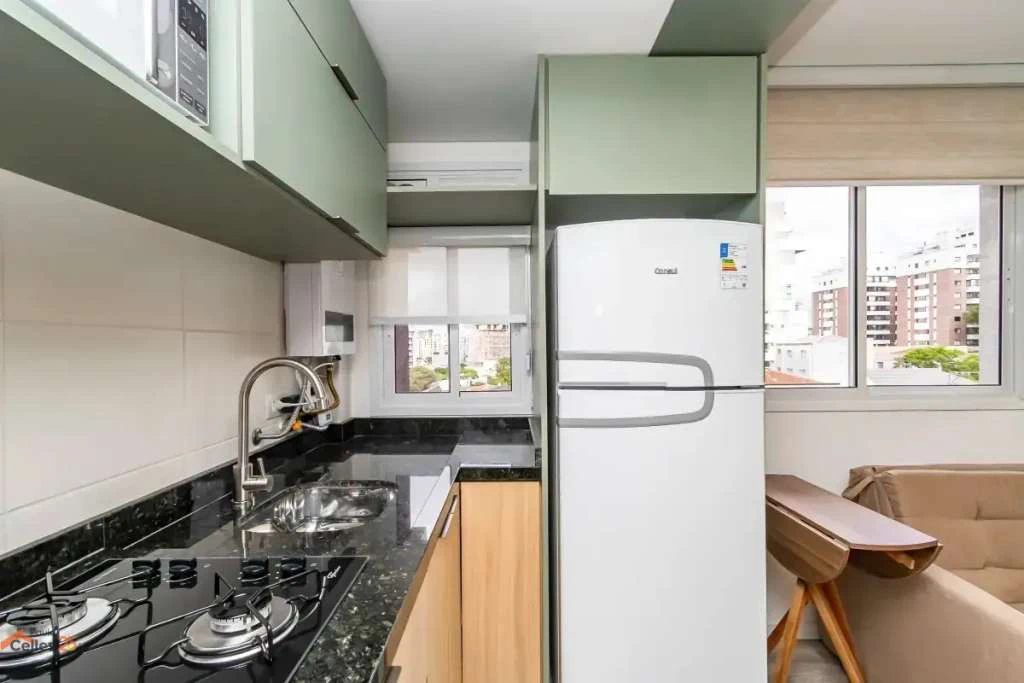 1-bedroom apartment with an open-plan kitchen — photo 2