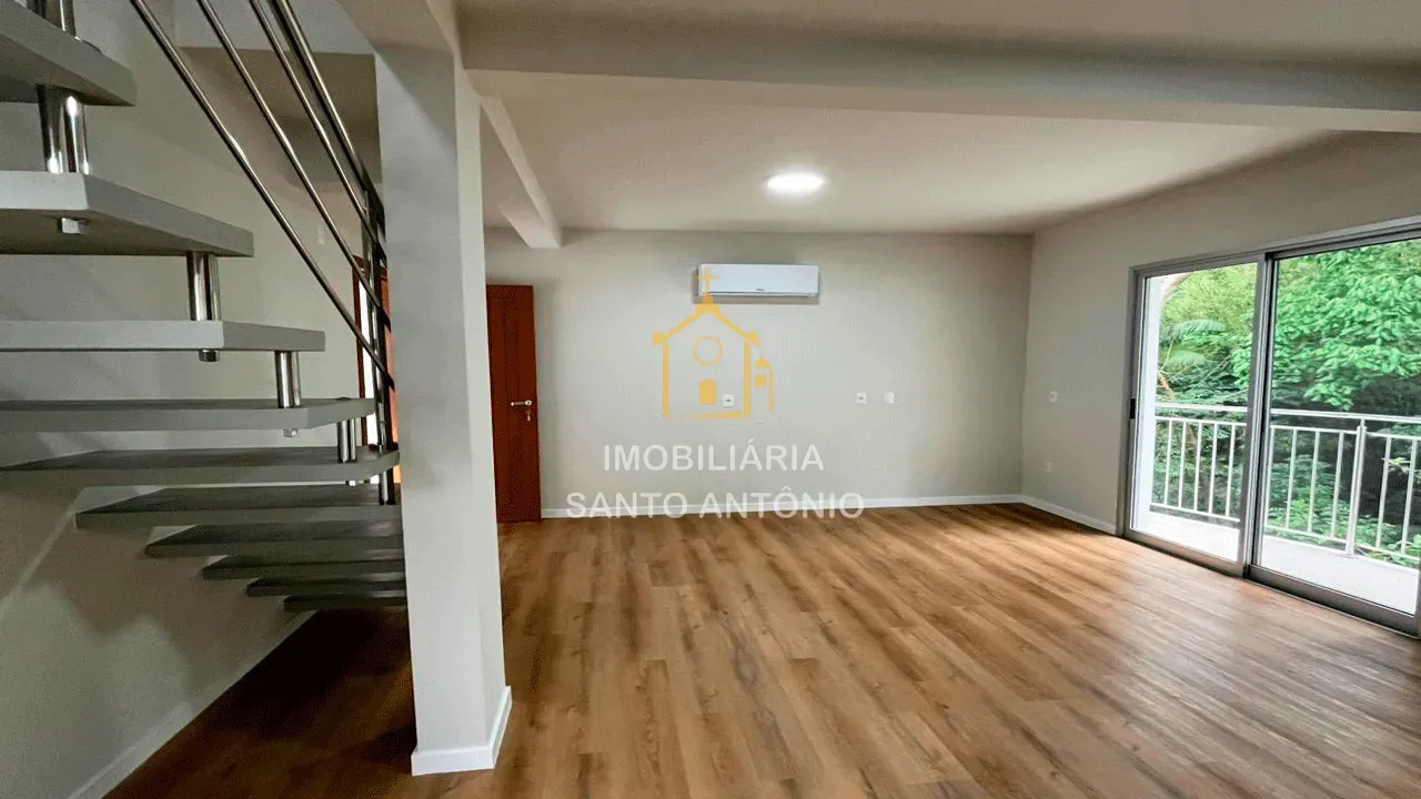 Condo house with 2 bedrooms and 2 parking spaces — photo 12