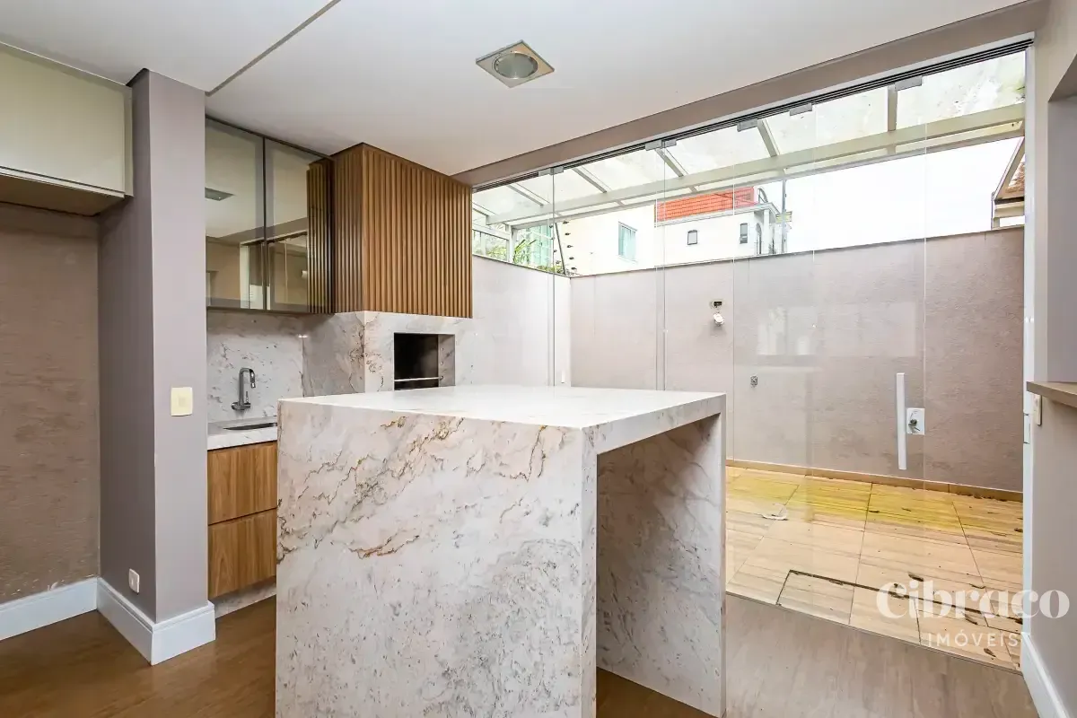 House with 3 bedrooms and a gas-stove open-plan kitchen — photo 9