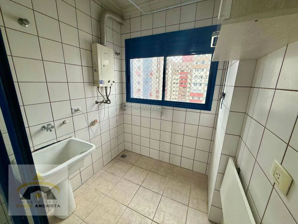 Apartamento de 3 dormitorios con balcón — photo 21