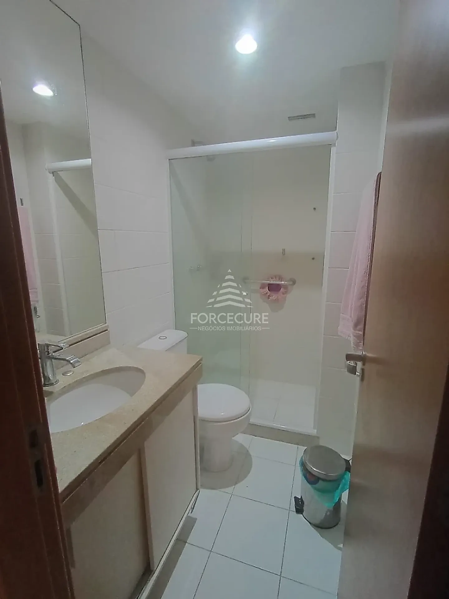 Glass-enclosed balcony in a 2-bedroom apartment, 100 m² — photo 10