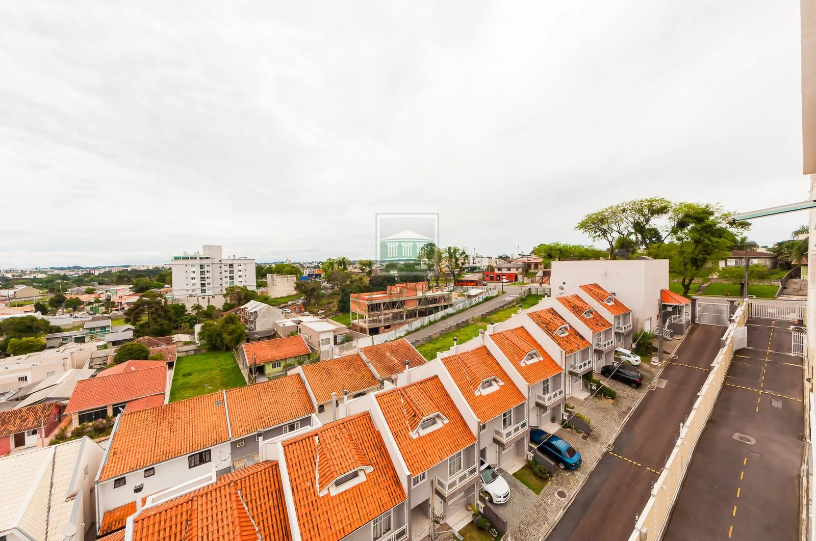 Рабочее место и 2 спальни: квартира 65 м² — photo 41