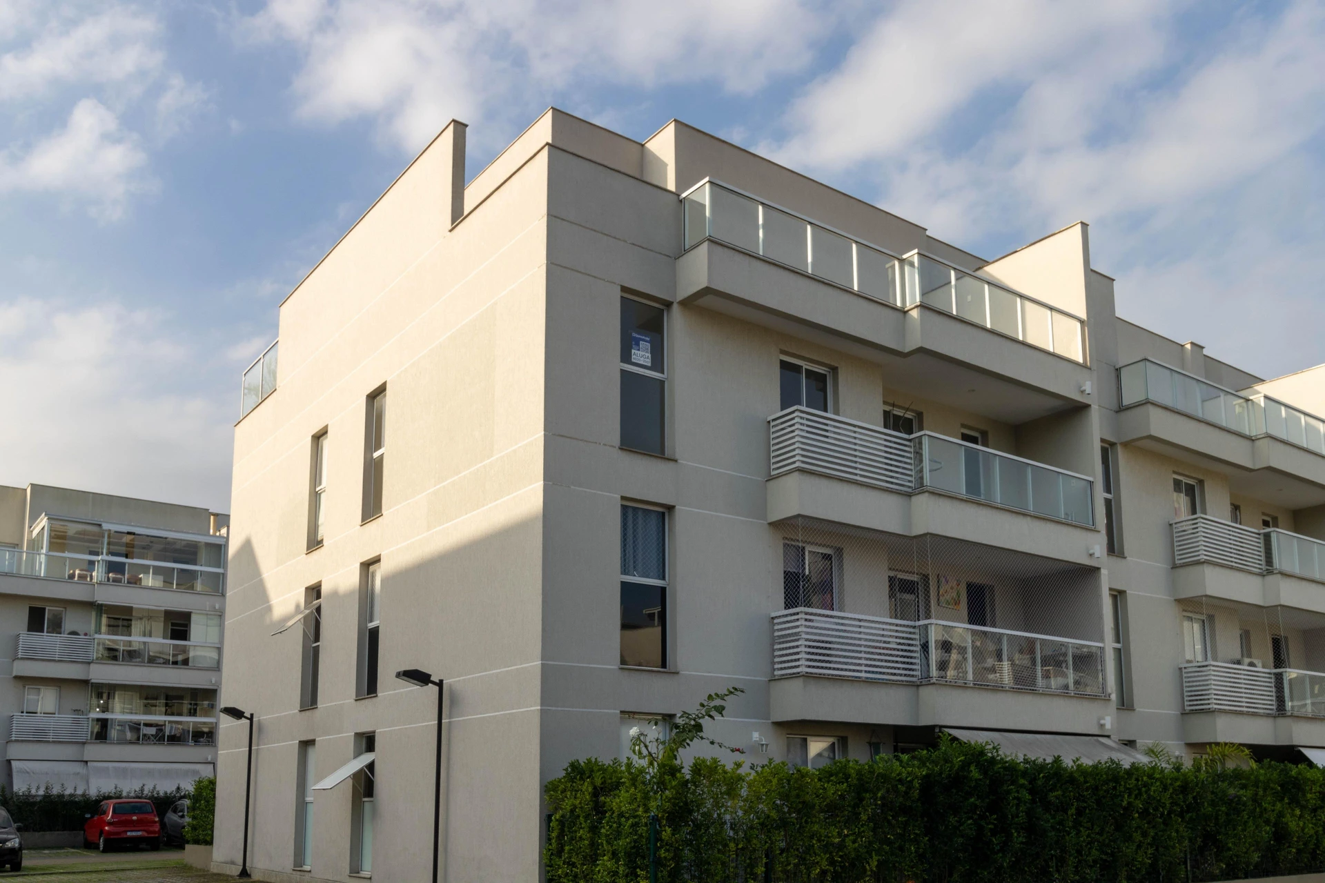 Renting apartment with 4 bedrooms and 3 bathrooms — photo 83