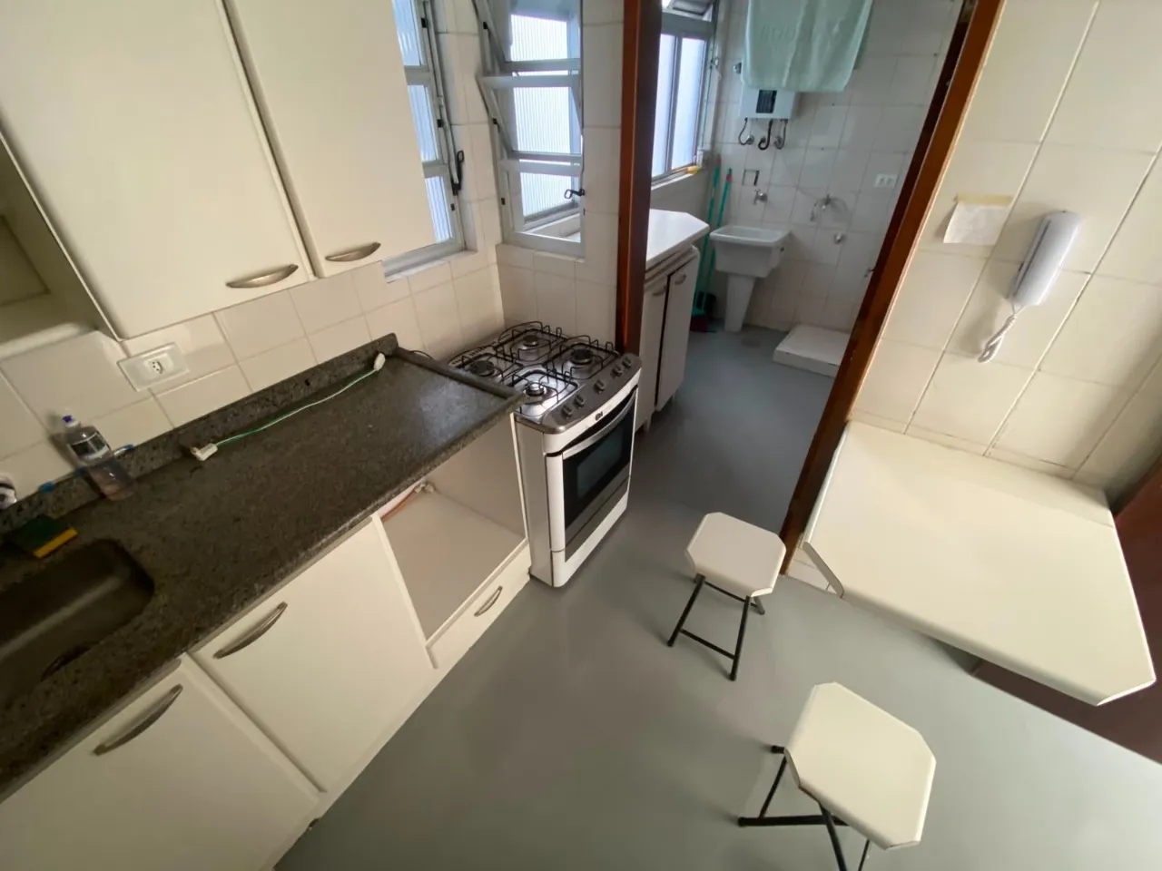 Furnished 111 m² apartment with 3 bedrooms and balcony — photo 8