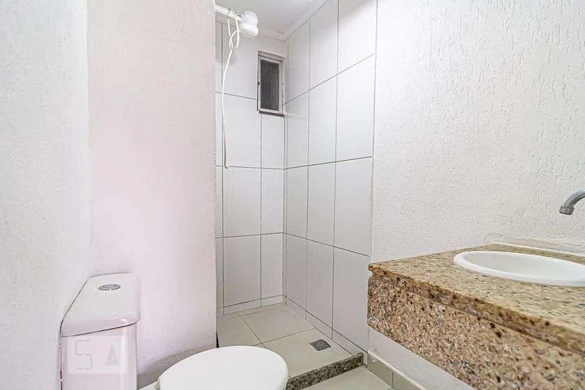 Casa em condomínio sem mobília com 4 quartos e 208 m² — photo 11