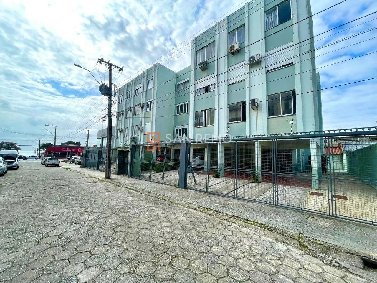One-bedroom apartment with a home office in Florianópolis — photo 4