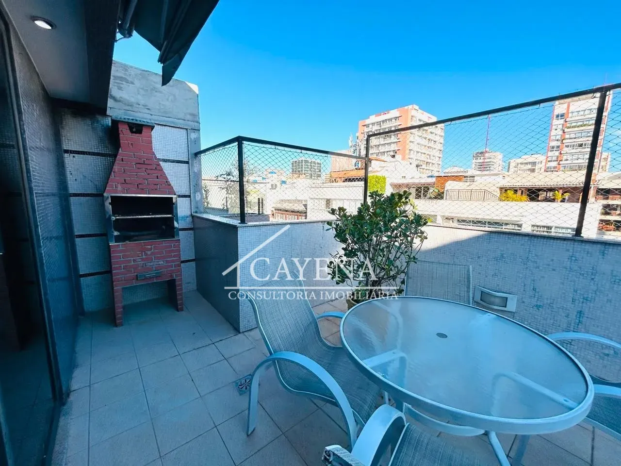 Apartment with 247 m², 3 bedrooms and 4 bathrooms — photo 10