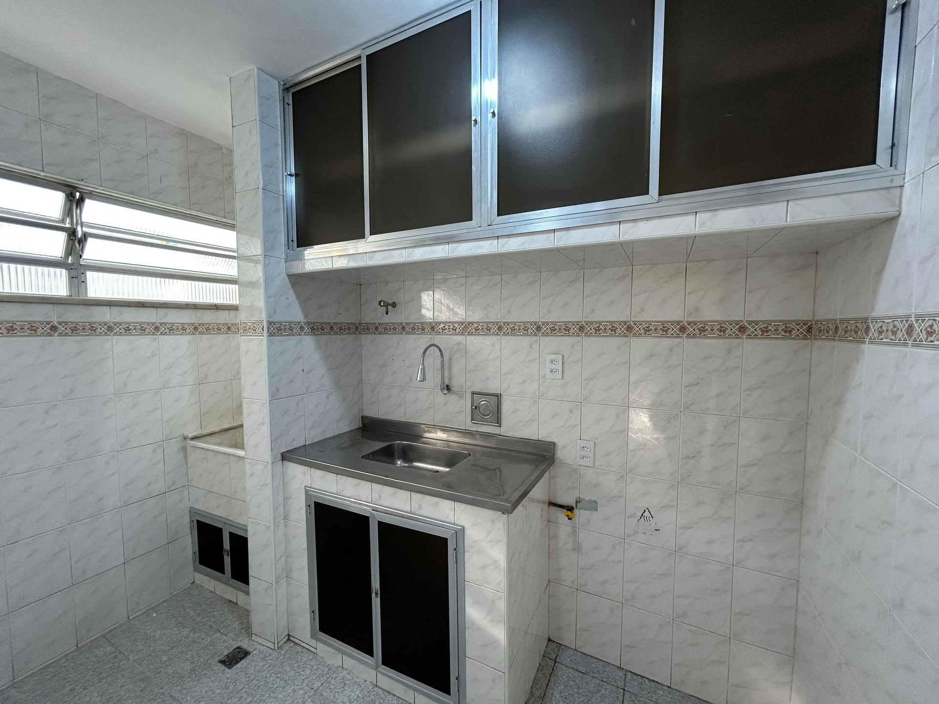 2-bedroom apartment, 40 m² — photo 2