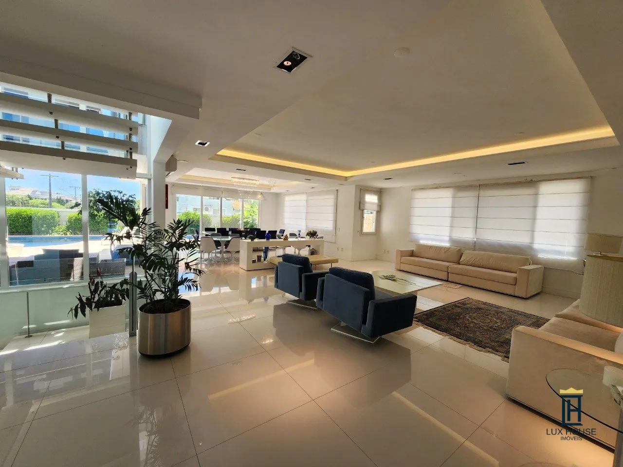 Furnished house with 7 en-suite bedrooms and 10 baths — photo 31