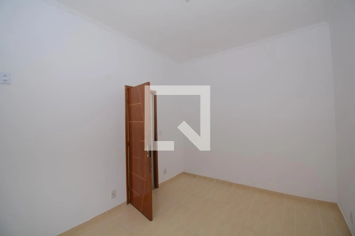 Casa sem mobília com 2 quartos, 1 banheiro e vaga — photo 29
