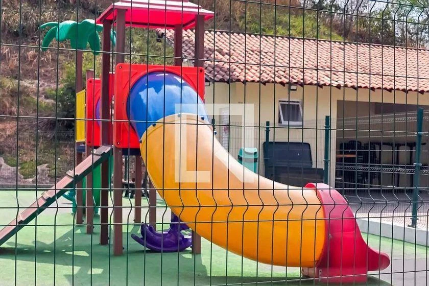 Apartamento mobiliado de 2 quartos em condomínio com piscina — photo 33