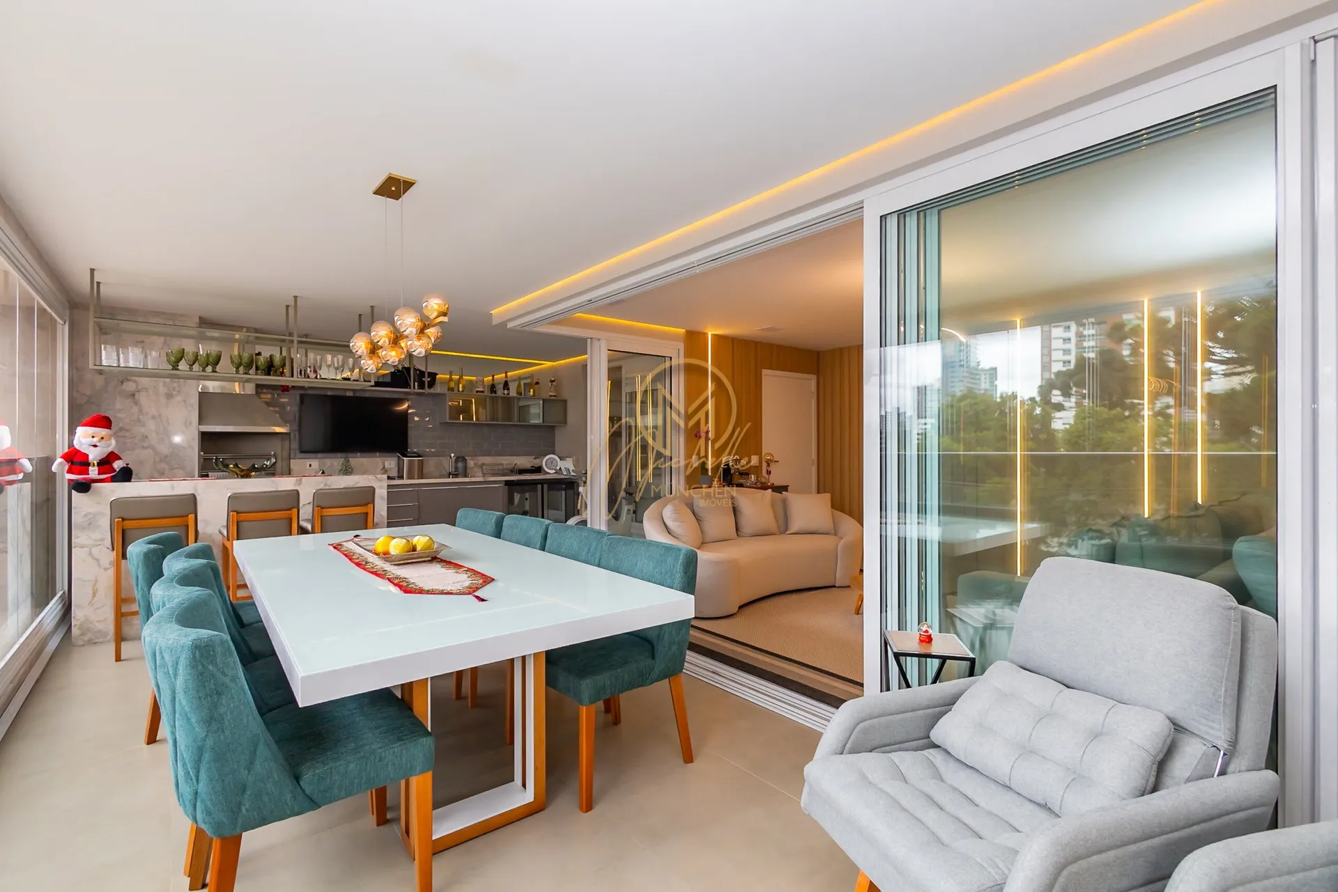 Furnished 462 m² apartment with 4 en-suite rooms — photo 85