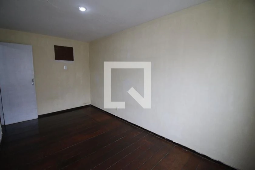 Деревянный пол или ламинат и 3 спальни: квартира 128 м² — photo 3
