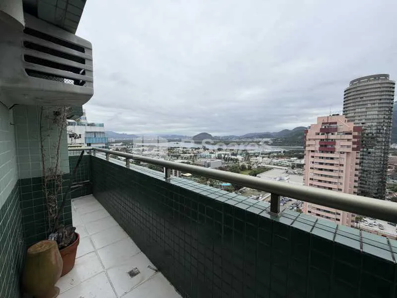 Apartamento de 3 quartos em condomínio com piscina aquecida — photo 21
