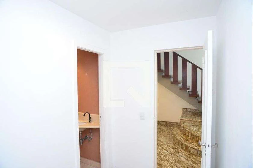 Unfurnished apartment with 2 en-suite bedrooms — photo 12