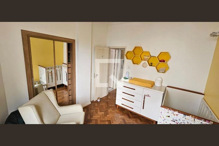 3-bedroom rental apartment with 2 bathrooms — photo 4