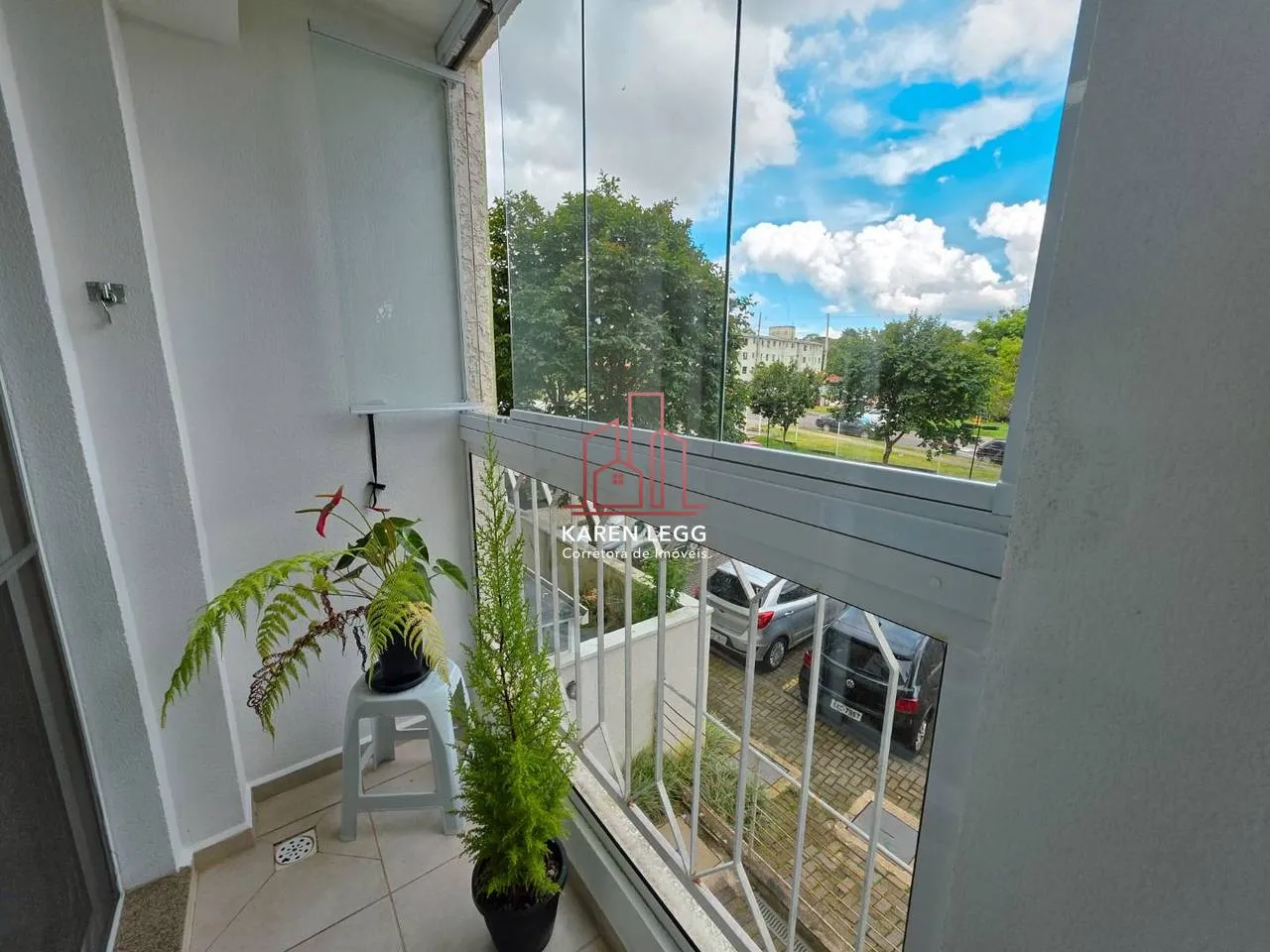 Apartment on the 2nd floor with a glass-enclosed balcony — photo 18