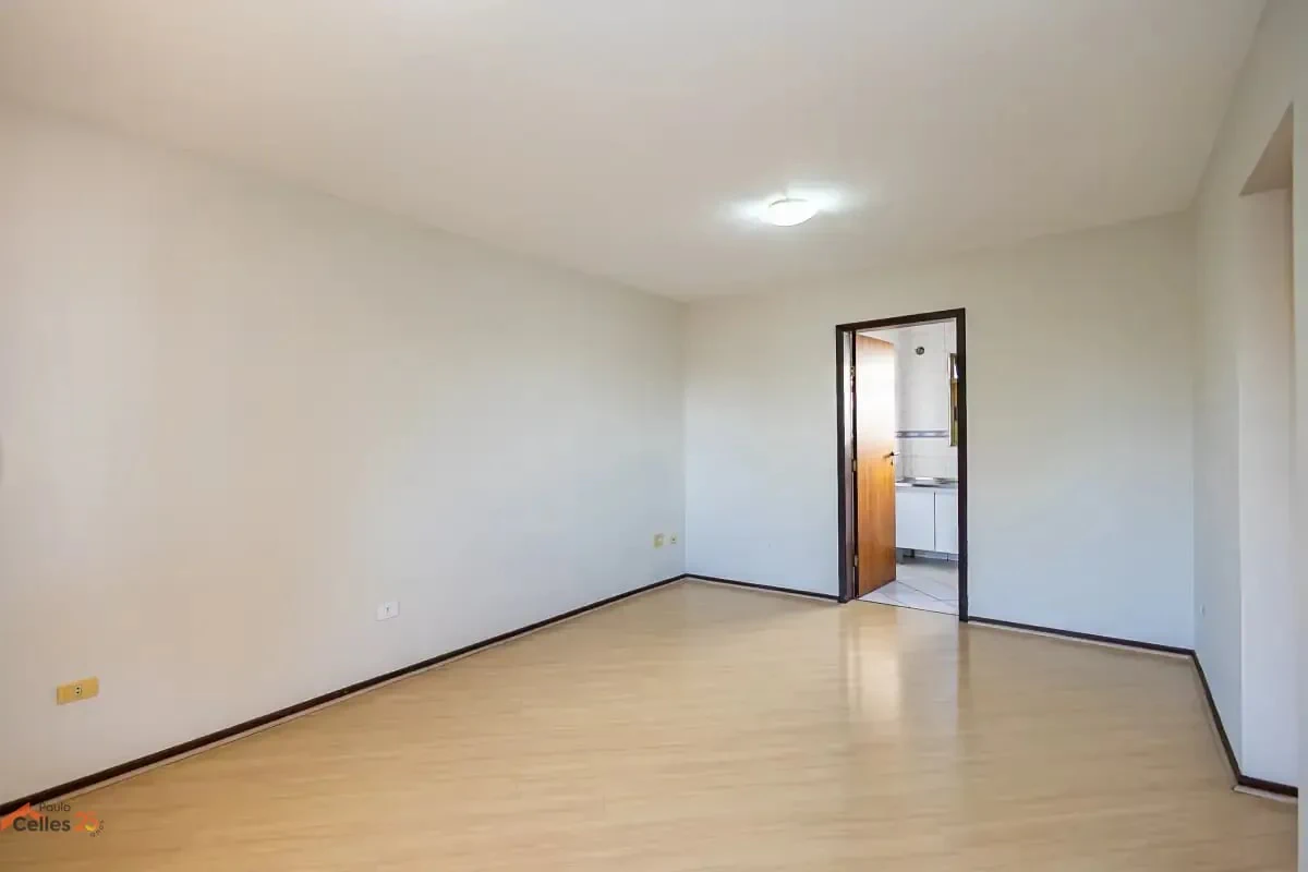 Unfurnished 2-bedroom apartment with 81 m² — photo 5