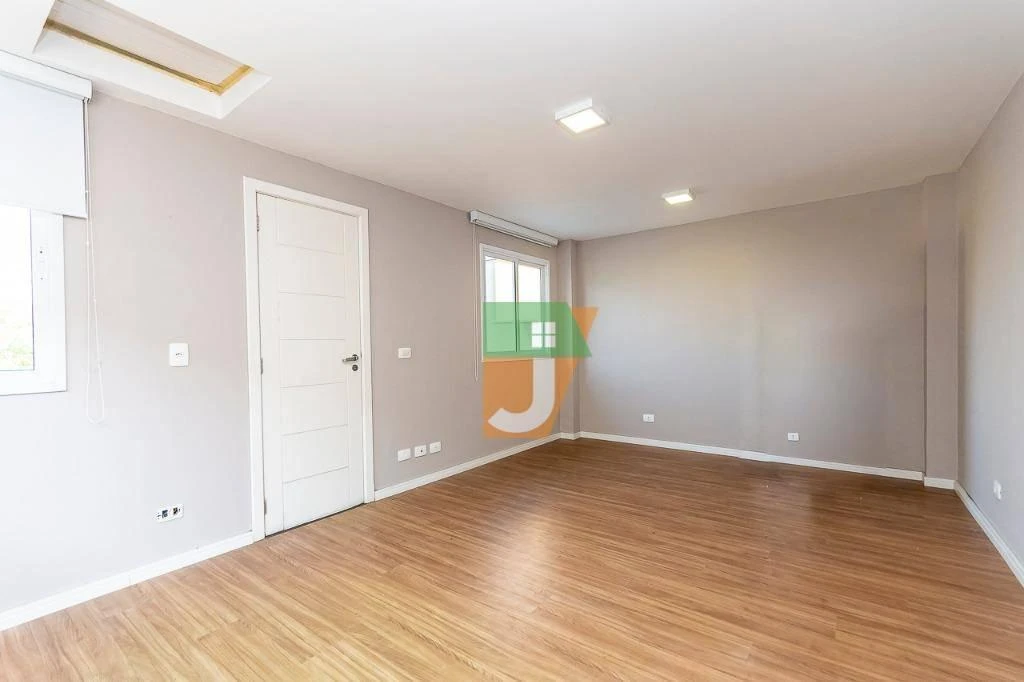 Casa de 4 quartos com banheira, Jardim das Américas — photo 24