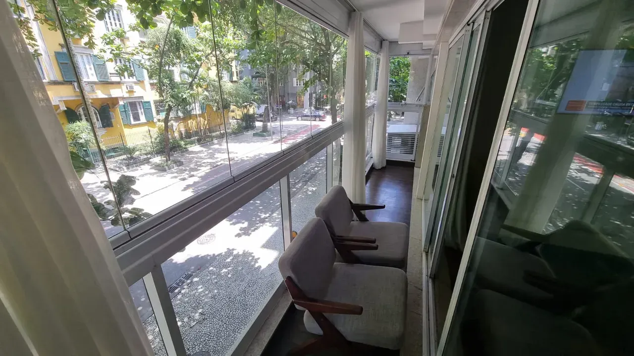 Rental apartment with 3 bedrooms and 170 m² — photo 22