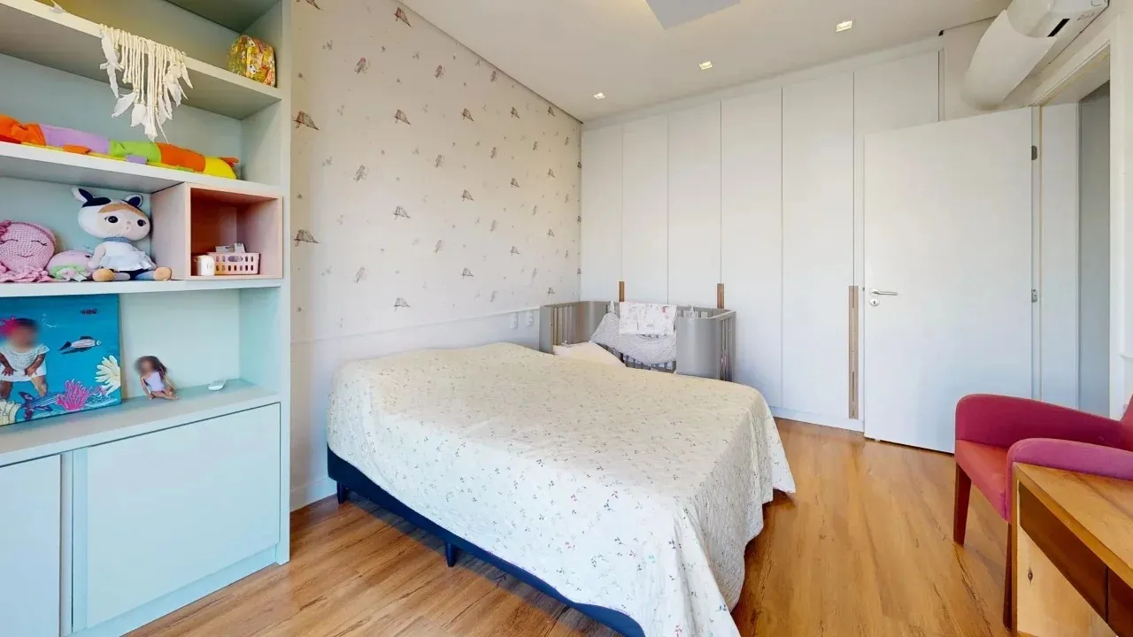 Furnished 310 m² penthouse with 3 en-suite rooms — photo 10