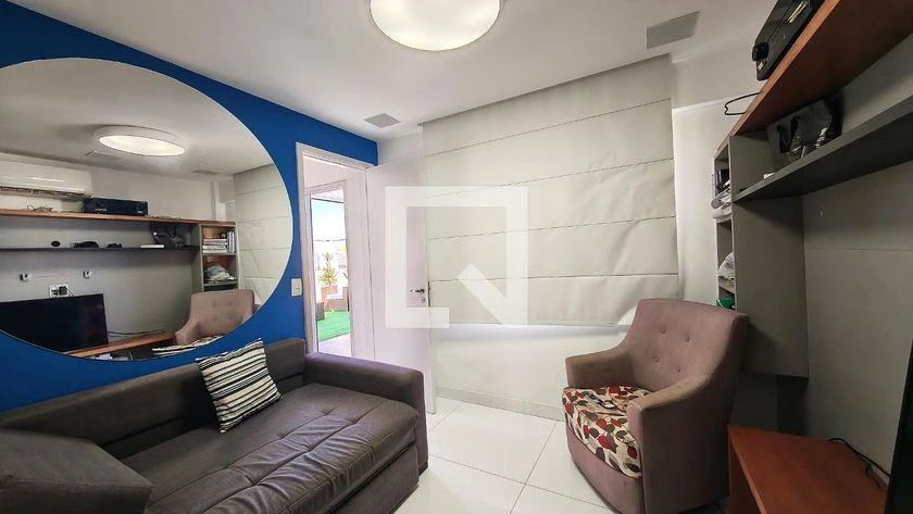 Панорамные окна и 4 спальни: квартира 200 м² — photo 39