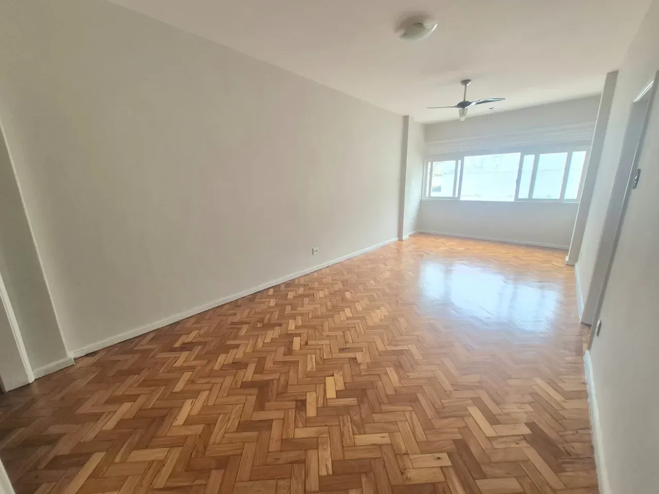 3-bedroom apartment with a home office — photo 13