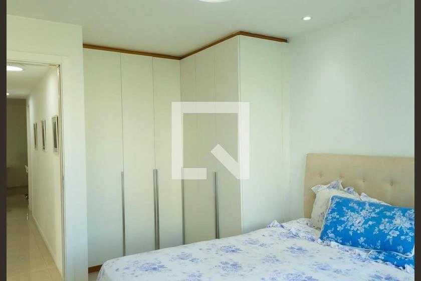3 en-suite bedroom rental with 127 m² and 2 parking spots — photo 14