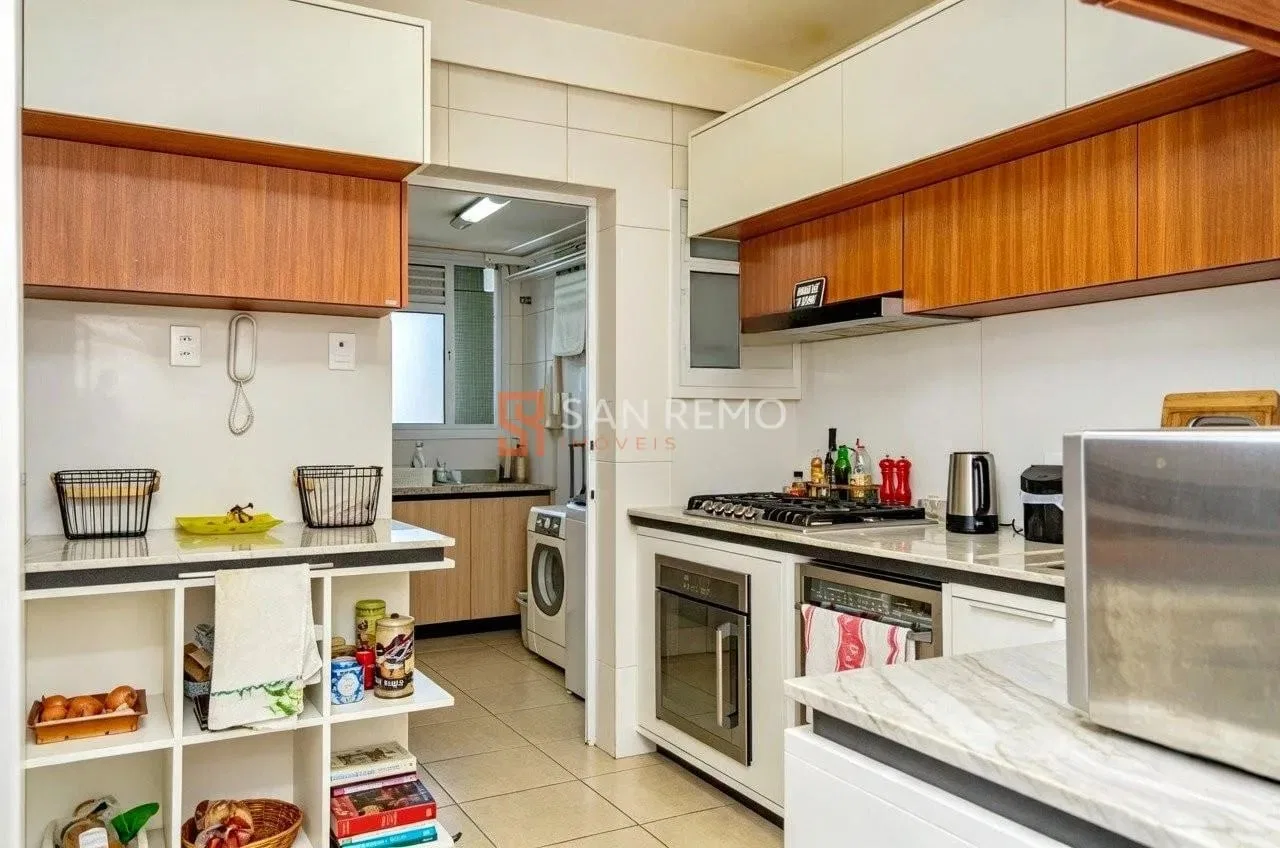 Furnished apartment, 160 m², with a grill on the balcony — photo 19