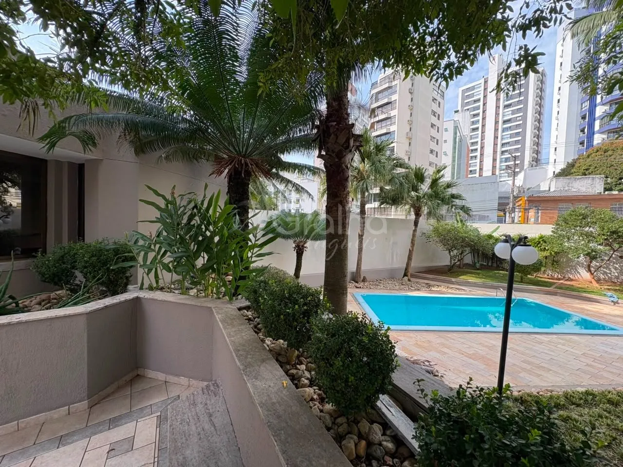 3-bedroom apartment with 446 m² and 2 parking spots — photo 57