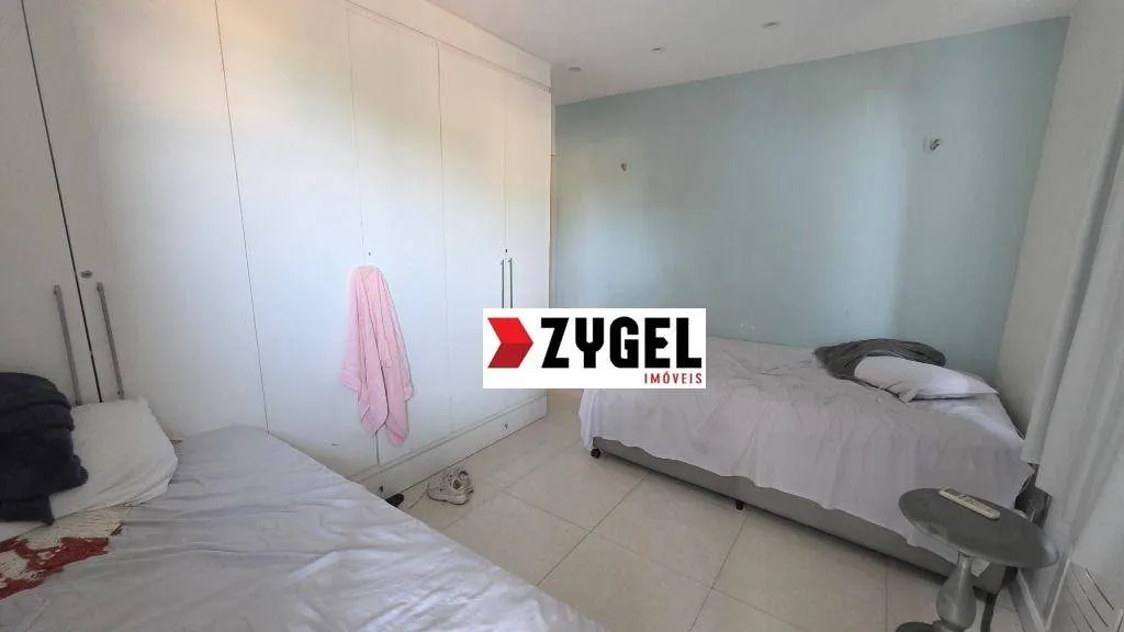 Furnished apartment with 3 bedrooms and 2 bathrooms — photo 11