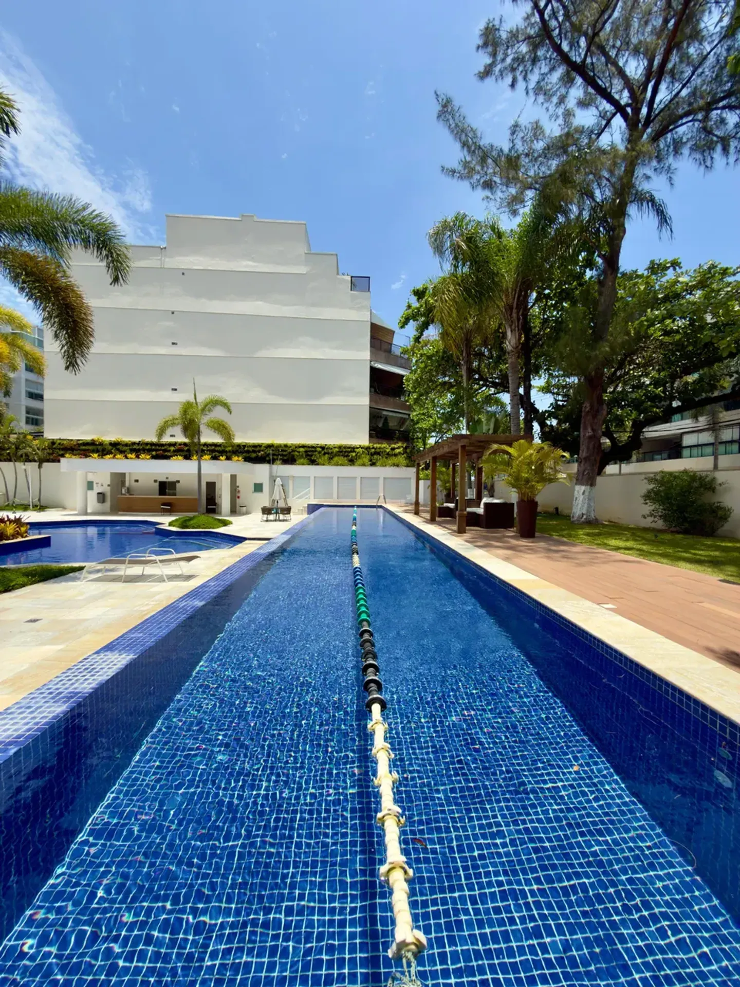 Apartamento mobiliado com 2 quartos e 2 banheiros — photo 27