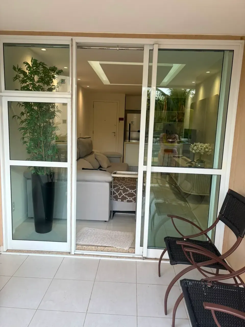 Furnished 3-bedroom apartment with 2 bathrooms — photo 6