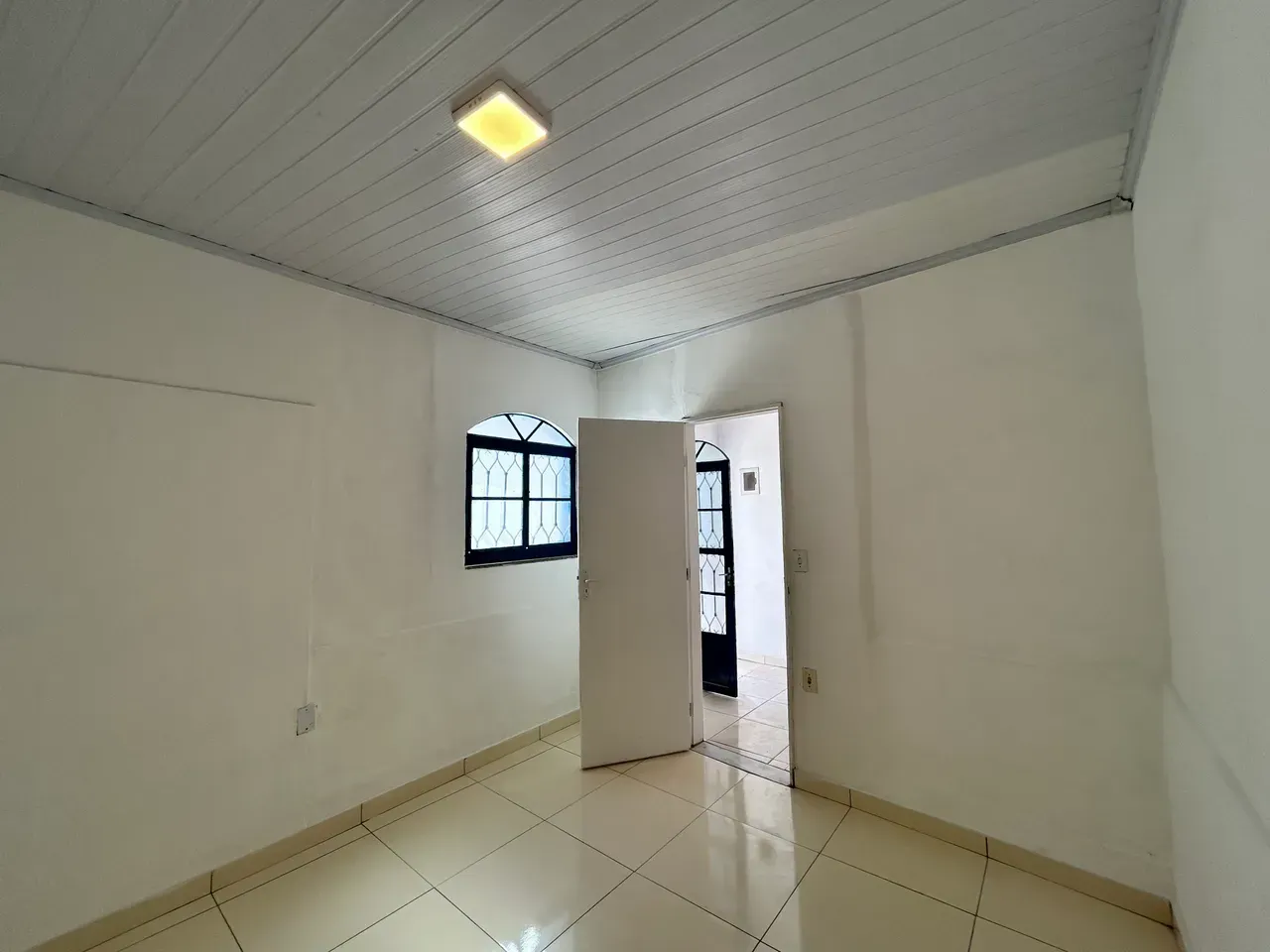 Casa com 2 quartos e 1 banheiro, mini-cozinha — photo 15