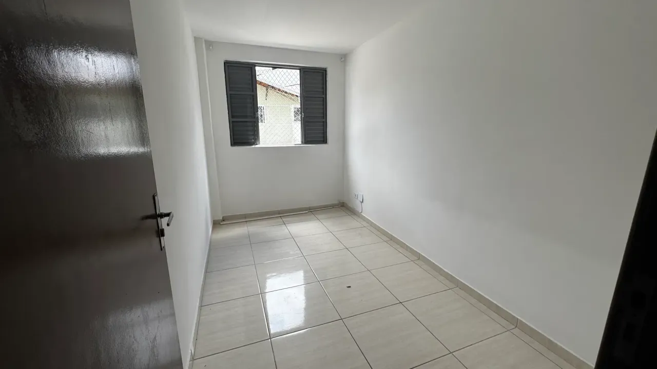 Apartamento sin muebles de 3 habitaciones y mascotas — photo 11