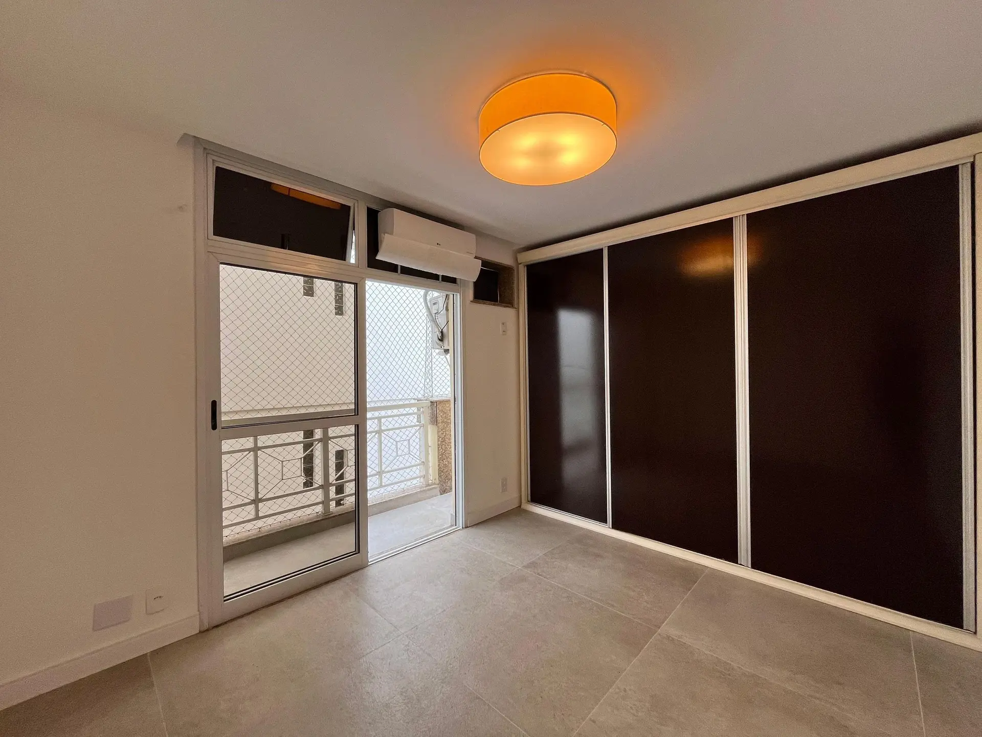 3-bedroom apartment with a washing machine in Rio de Janeiro — photo 26