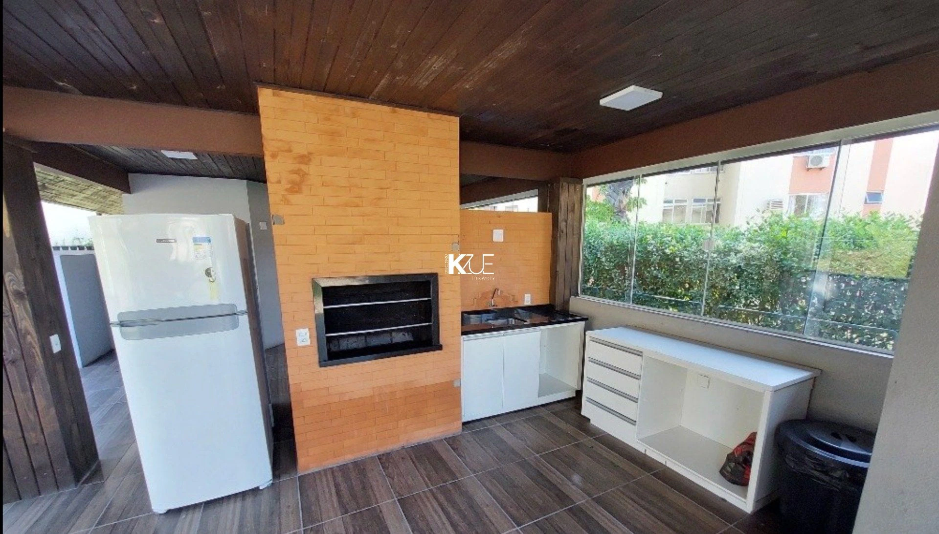 Панорамные окна и 3 спальни: квартира 118 м² — photo 25