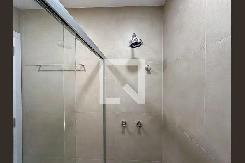 1 quarto e janelas do piso ao teto: apartamento de 40 m² — photo 43