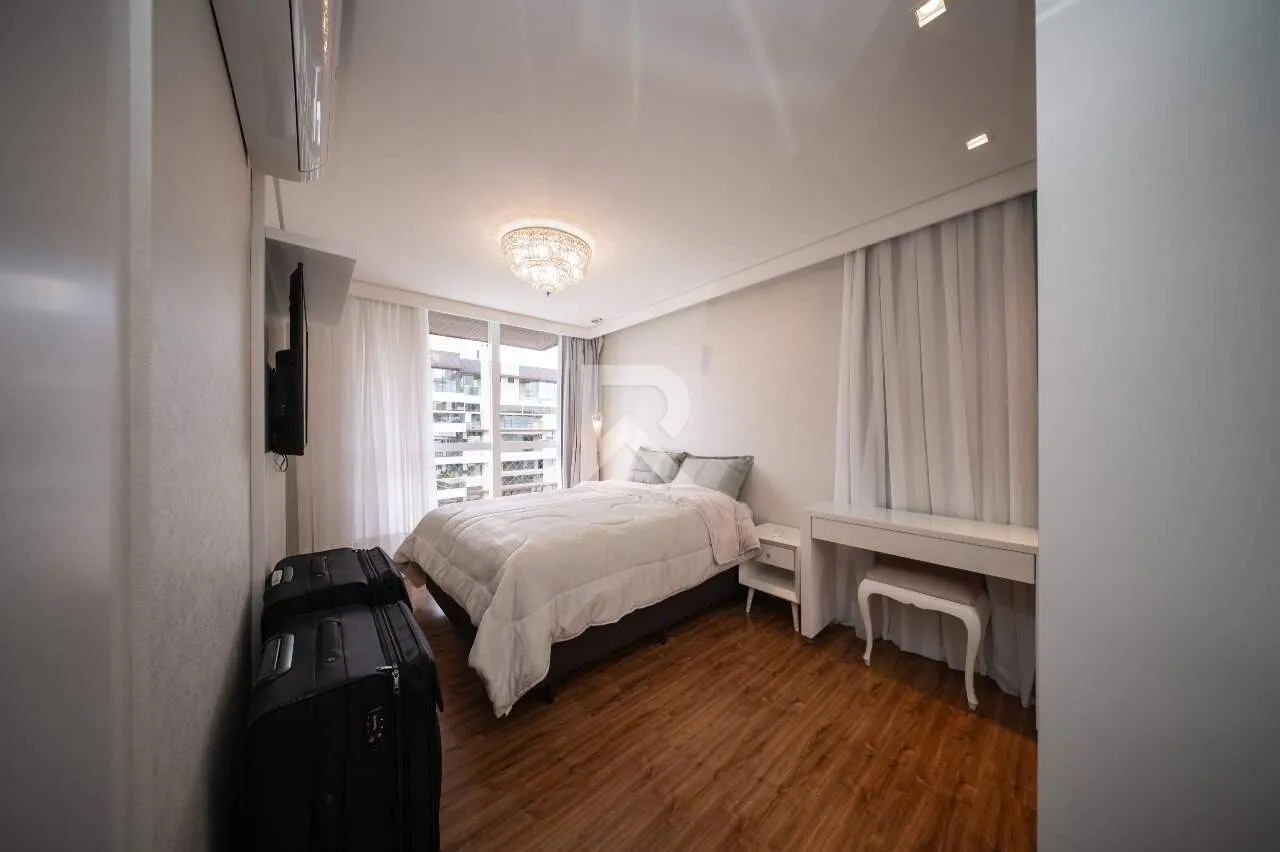 Apartamento mobiliado com 3 suítes e 130 m² — photo 21