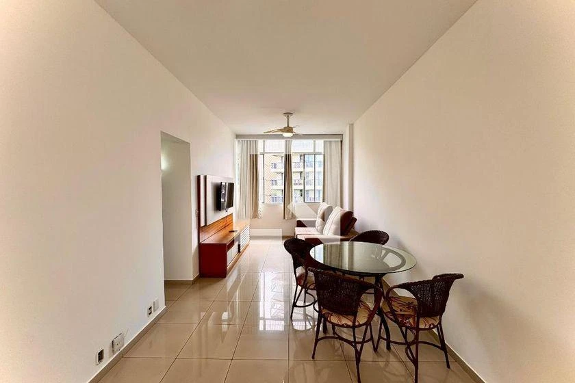 2-bedroom apartment with a home office — photo 15