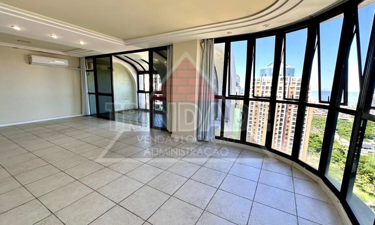 Unfurnished apartment with 3 en-suite bedrooms, 200 m² — photo 3